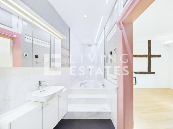 GESCHICHTE ALS FUNDAMENT. WOHNRAUM FÜR DIE ZUKUNFT. 13