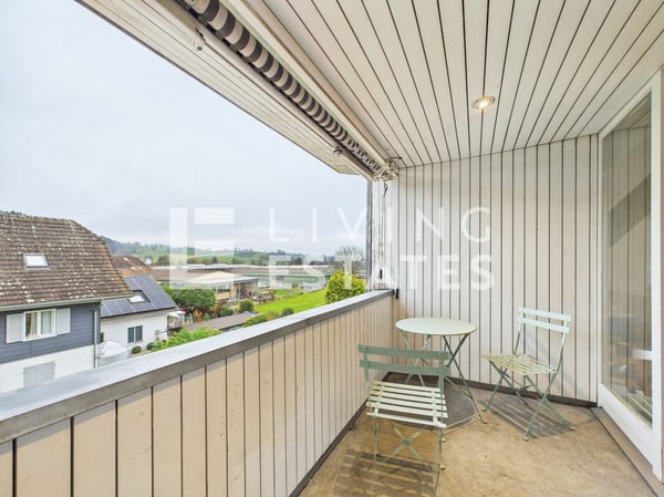 WOHNEN AUF ZWEI ETAGEN - LICHT, CHARME & WEITBLICK 11