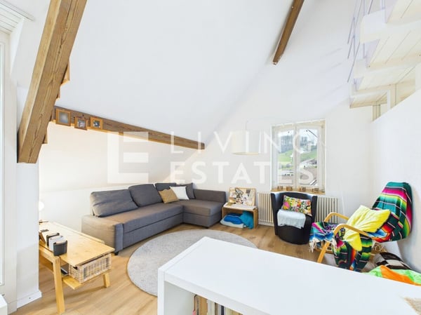 WOHNEN AUF ZWEI ETAGEN - LICHT, CHARME & WEITBLICK 4