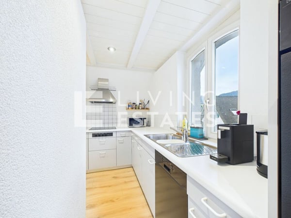 WOHNEN AUF ZWEI ETAGEN - LICHT, CHARME & WEITBLICK 7