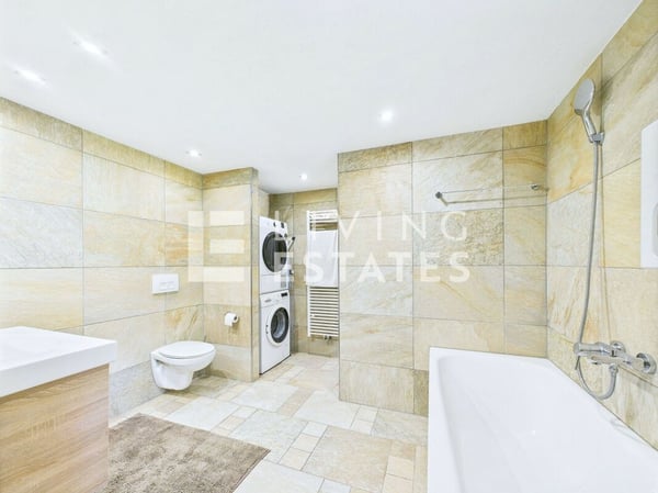 EIN HAUS MIT DREI WOHNUNGEN - ZUM VERLIEBEN 24