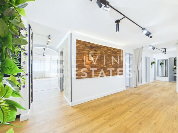 TERRASSENHAUS MIT PANORAMABLICK UND INDIVIDUELLEM LICHTKONZEPT 10
