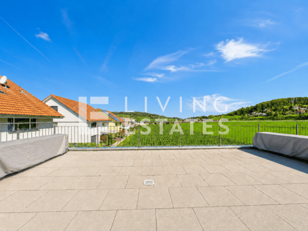 MODERNE WOHNOASE - RAUM. TERRASSE. AUSSICHT. 10