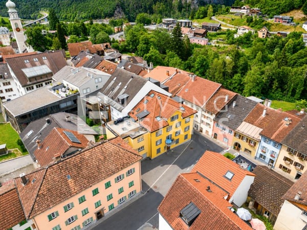 EIN SCHMUCKSTÜCK AN BESTER LAGE 28