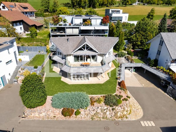 IHR EXKLUSIVES ZWEIFAMILIENHAUS - WOHNKOMFORT. QUALITÄT. CHARAKTER. 34