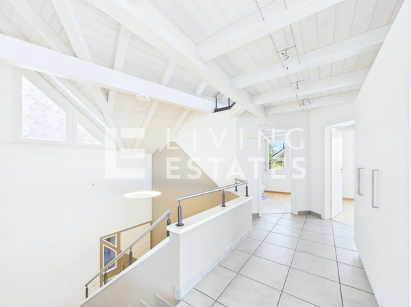 IHR EXKLUSIVES ZWEIFAMILIENHAUS - WOHNKOMFORT. QUALITÄT. CHARAKTER. 16