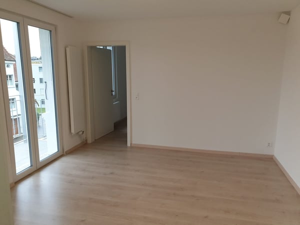 Charmante 2-Zimmer-Wohnung mit Balkon 4