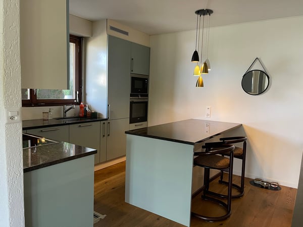 3.5-Zimmer-Eigentumswohnung mit Studio, grosszügigen Terrassen und idealer Lage 9
