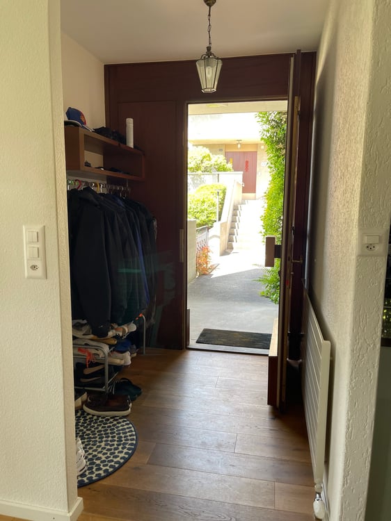 3.5-Zimmer-Eigentumswohnung mit Studio, grosszügigen Terrassen und idealer Lage 11