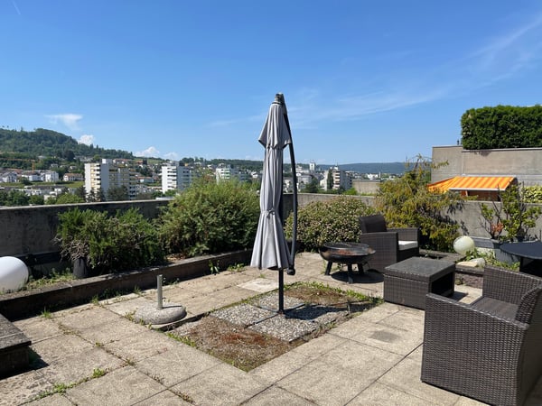3.5-Zimmer-Eigentumswohnung mit Studio, grosszügigen Terrassen und idealer Lage 22