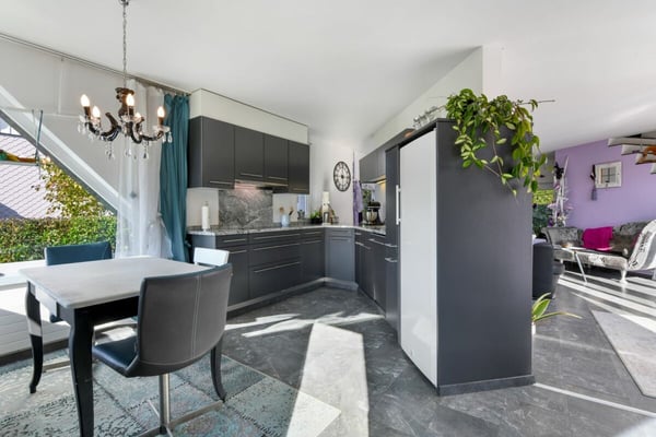 Freistehendes 1.5-Zimmer-Einfamilienhaus mit Gartenidylle und viel Charme 6