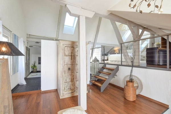 Charmantes Einfamilienhaus mit 1.5 Zimmern in Itaslen 10