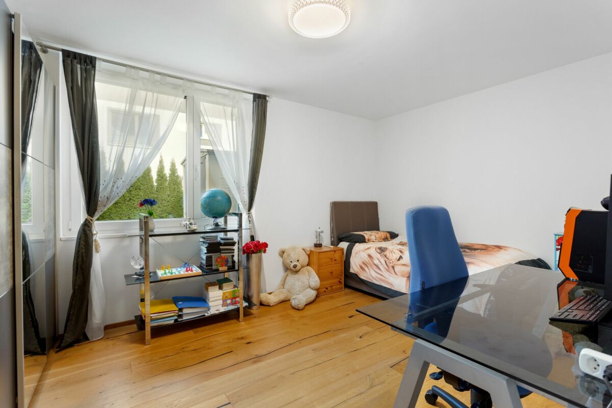 5.5-Zimmer-Gartenwohnung - modern, komfortabel und zum Wohlfühlen