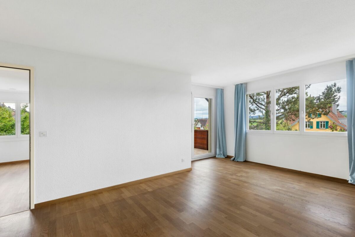 6.5-Zimmer-Haus mit viel Umschwung und Privatsphäre