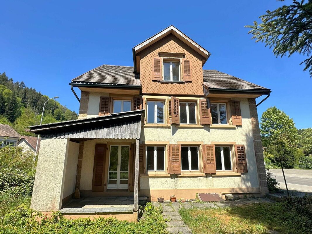 Historisches 6-Zimmer-Einfamilienhaus mit Ausbaupotenzial in Oberwangen
