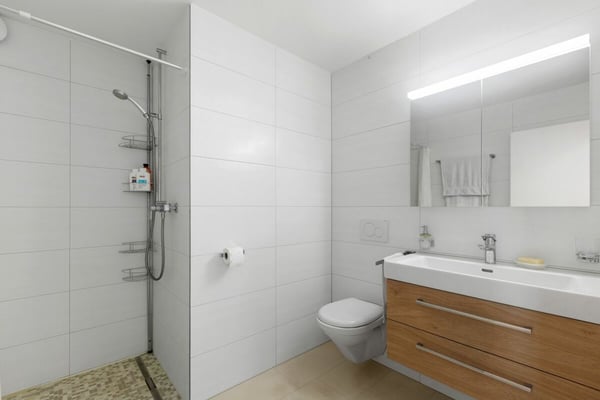 Grosszügige 4.5-Zimmer-Gartenwohnung mit weitläufigem Aussenbereich 12