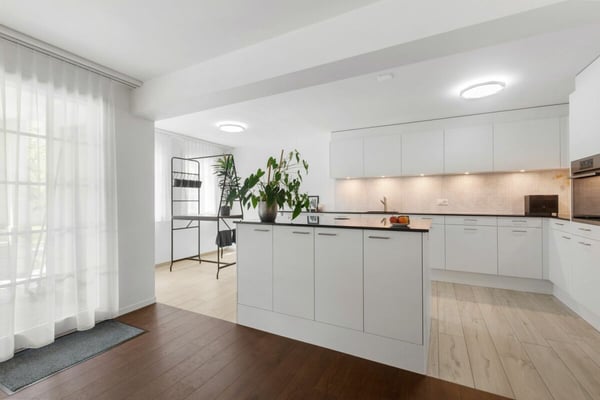 Grosszügige 4.5-Zimmer-Gartenwohnung mit weitläufigem Aussenbereich 8