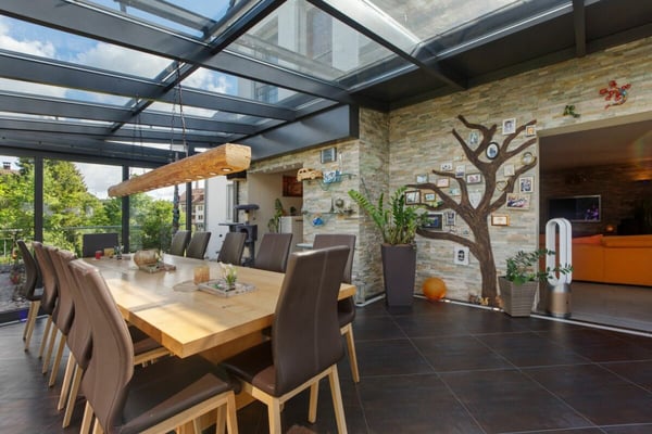 Einfamilienhaus mit gepflegtem Garten und einzigartiger Garage 5