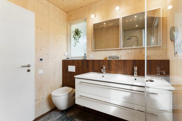 3.5-Zimmer-Einfamilienhaus mit unverbaubarer Bergsicht in Unterwasser 5