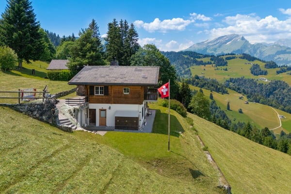 Bergidylle pur - 3.5-Zimmer-Ferienwohnung in Grüsch 2