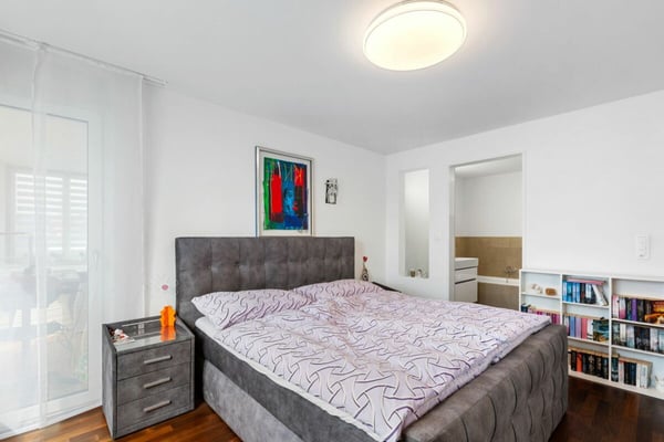 Moderne 4.5-Zimmerwohnung mit Alpenblick 10