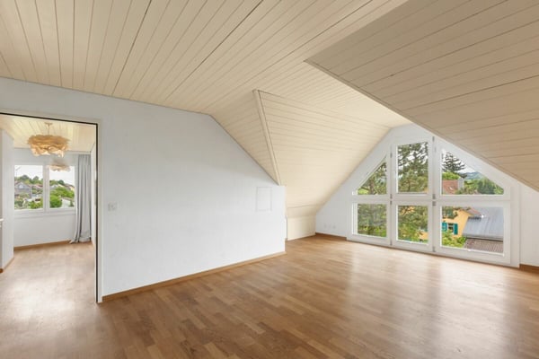 6.5-Zimmer-Haus mit viel Umschwung und Privatsphäre 6