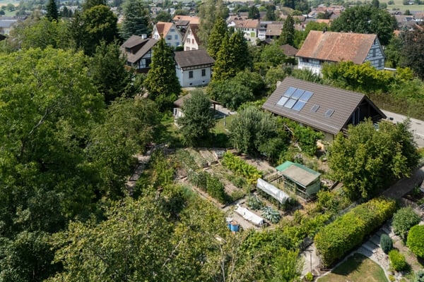Idyllisches Anwesen mit viel Land & Privatsphäre