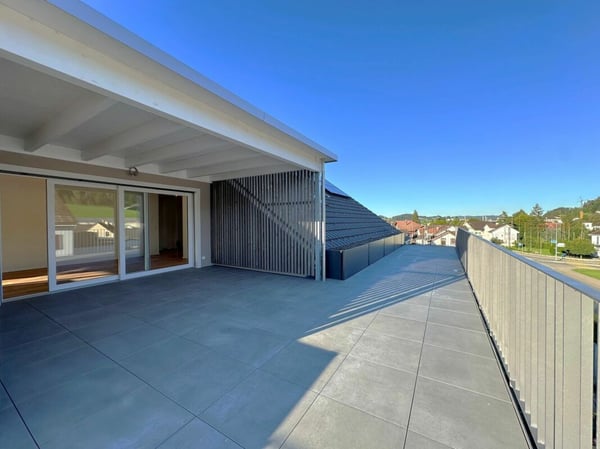 Sehr grosse Traumwohnung mit weitläufiger Terrasse und Weitblick 6