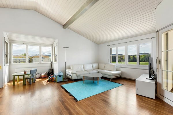 5.5-Zimmer-Maisonettewohnung in familienfreundlicher Lage 5