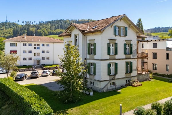 Historische Villa mit Charakter und Raum für Neues 12