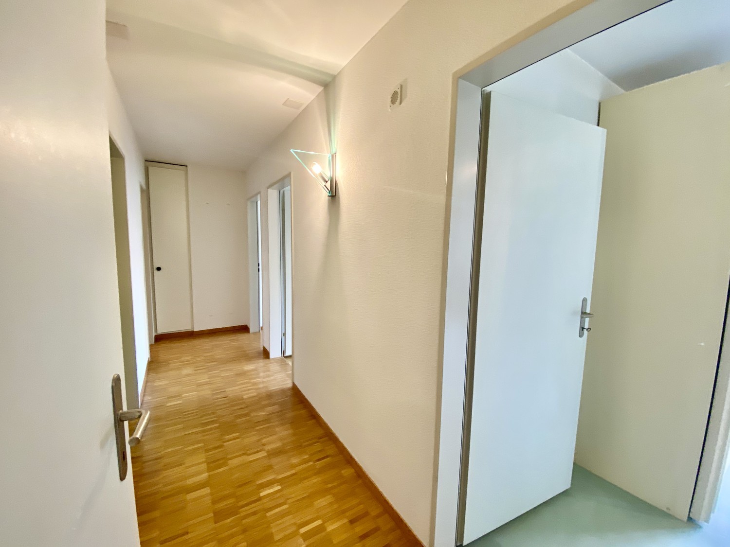 Bild 5 Zimmer Wohnung in Küsnacht - befristet bis 31.08.2026