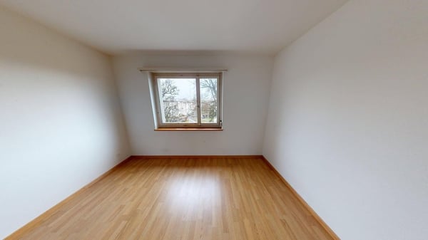 Helle 1-Zimmer-Wohnung zur Zwischennutzung in Zürich-Oerlikon (befristet bis 31.03.2026) 6