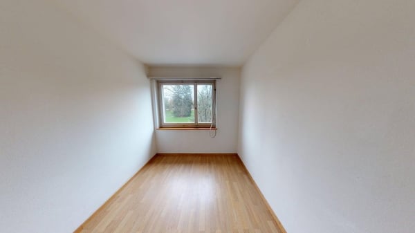 Helle 1-Zimmer-Wohnung zur Zwischennutzung in Zürich-Oerlikon (befristet bis 31.03.2026) 4