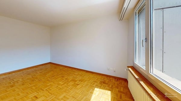 2-Zimmer-Wohnung im Herzen von Zürich - ENGLISH BELOW 8
