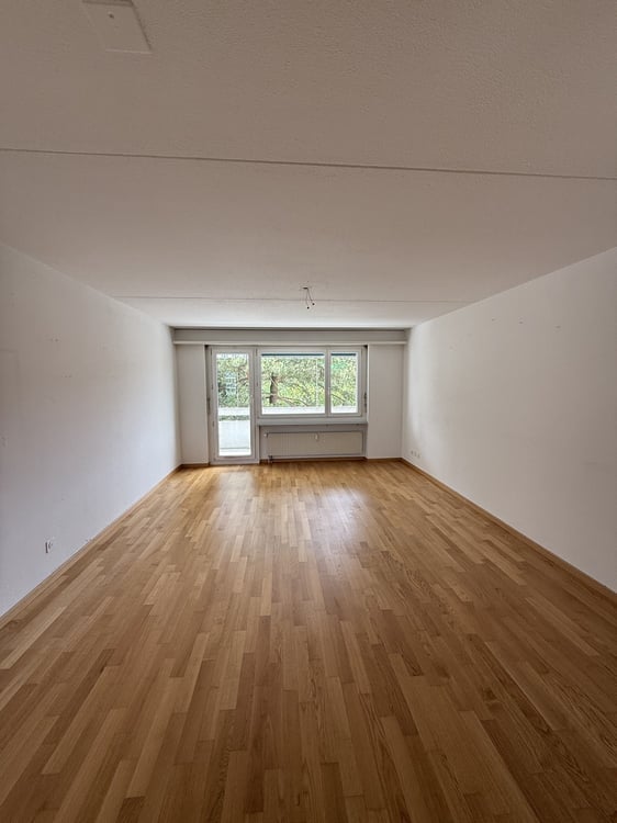 Helle 5-Zimmer-Wohnung nahe Zürichsee (in Schmerikon) befristet bis 30.06.2027 2