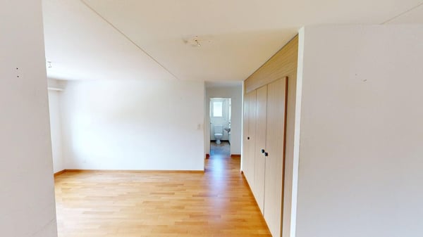 5-Zimmer-Wohnung mit viel Platz & idealer Lage in Schmerikon - Befristet bis zum 30.06.2027 4