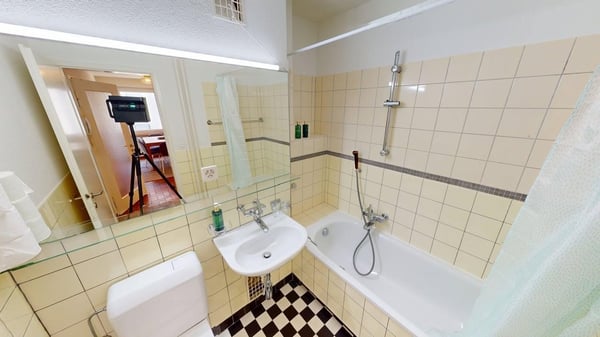 Möblierte 3-Zimmer-Wohnung im Herzen von Zürich 11