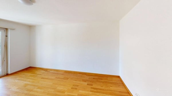 1-Zimmer-Wohnung im Herzen von Zürich - ENGLISH BELOW 3