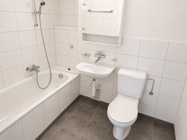 3-Zimmer-Wohnung im Herzen von Zürich - ENGLISH BELOW 8