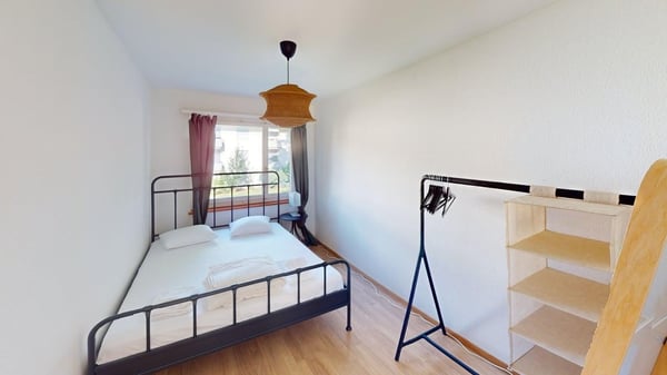 Möblierte 4-Zimmer-Wohnung in Zürich Seebach befristet bis 31.03.2027 3