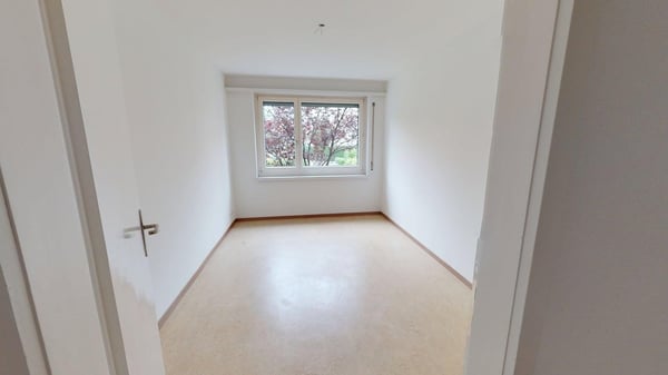 Helle 3-Zimmer-Wohnung im EG ruhig wohnen in Uetikon am See | BEFRISTET 12