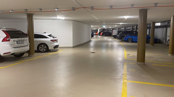 Garagenparkplatz zentral in 8045 Zürich / Sihlcity mieten! 2