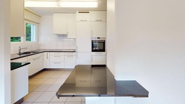 Helle 5-Zimmer-Wohnung im 1. OG ruhig wohnen in Herrliberg | BEFRISTET 11