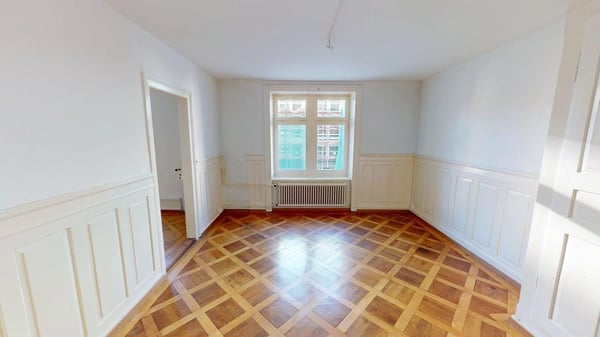 2-Zimmer-Wohnung an zentraler Lage in Zürich (Kreis 4) 2