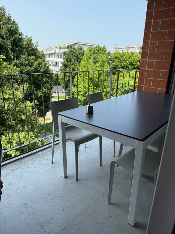 🌟 Modern & Fully Furnished 3-bedroom Business Apartment at 8301 walliselln🌟 10