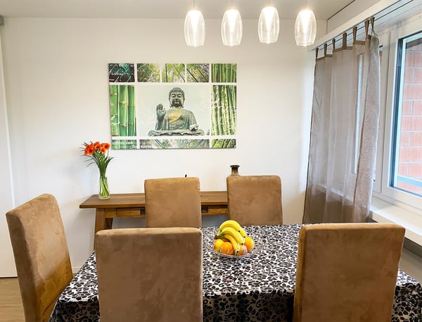 🌟 Modern & Fully Furnished 3-bedroom Business Apartment at 8301 walliselln🌟 8