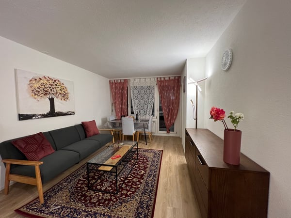 🏡 Fully Furnished Apartment City Connect Apartment – 2.5 zi Just 1 Min from Oerlikon Station 1