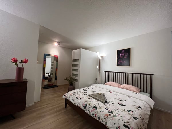 🏡 Fully Furnished Apartment City Connect Apartment – 2.5 zi Just 1 Min from Oerlikon Station 3