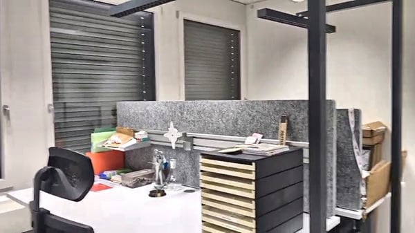 🏢 Modern Coworking Workspace | CHF 500/mo | Chamerstrasse 176 Zug | Available Now 12