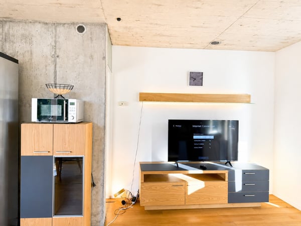 🌟 Modern 2.5-Room Furnished Apartment –| Melchrütistrasse 14, 8304 Wallisellen, Switzerland 3